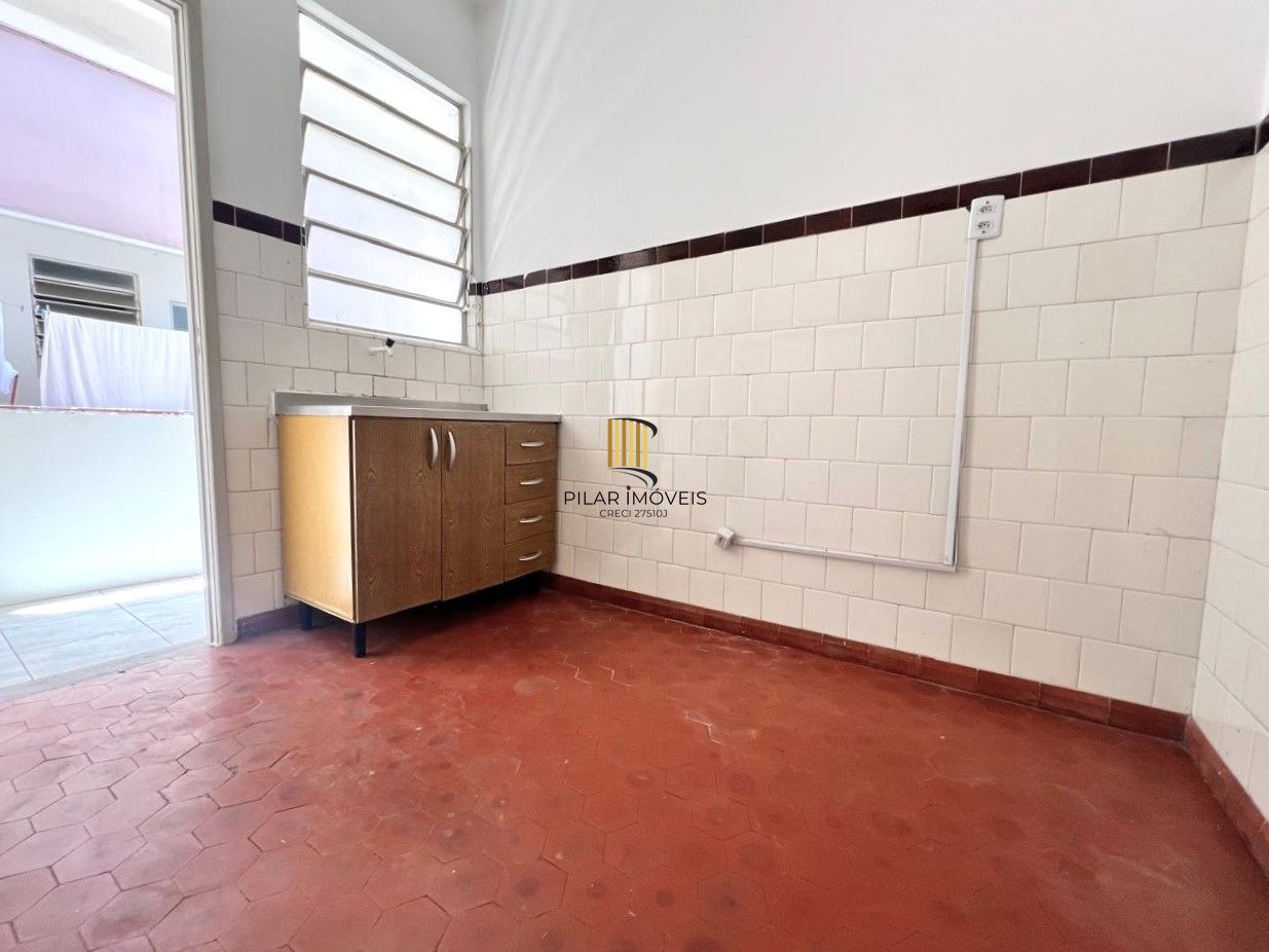 Apartamento 2 dormitórios na João Telles