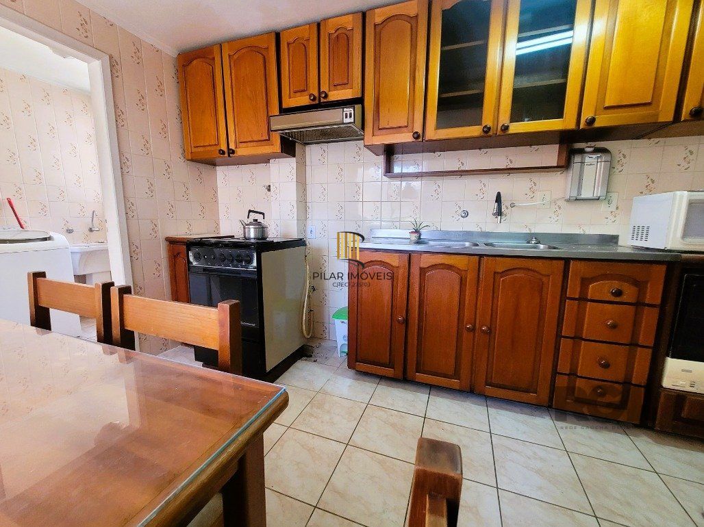Apartamento 2 dormitórios no bairro Azenha