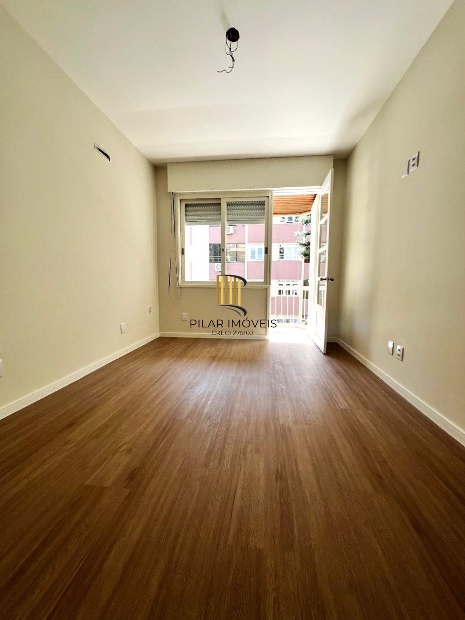 Excelente apartamento 2 dormitórios reformado no Bom Fim