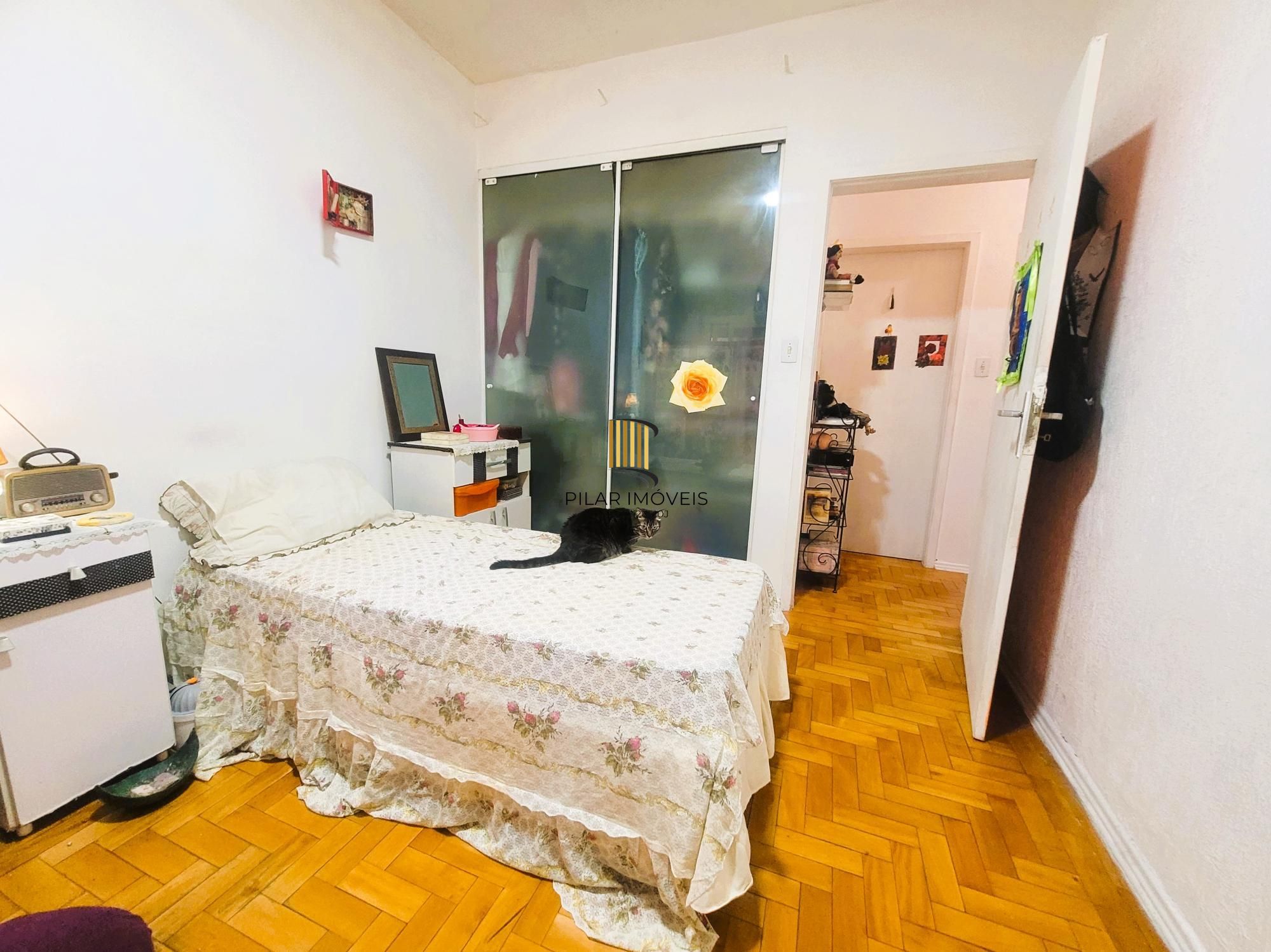 ÓTIMO APARTAMENTO 2 DORMITÓRIOS A 50m DA UFRGS E UFCSPA.