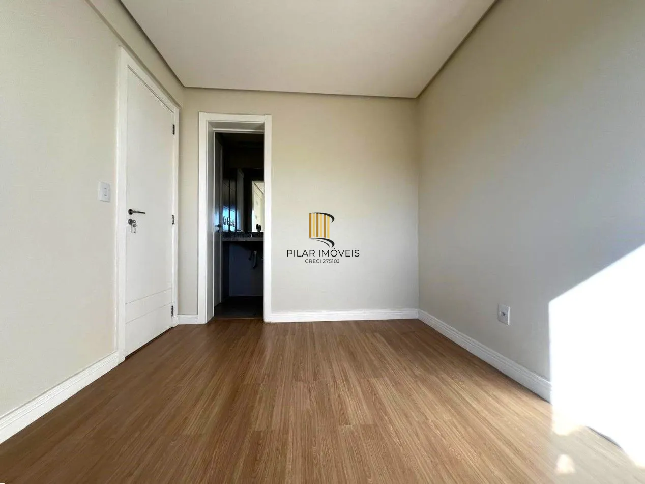 Apartamento 1 dormitório com vaga no Mont´t Serrat