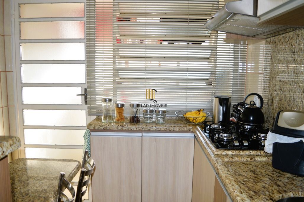 Impecável apto. 2 dormitórios -1 suíte, semimobiliado com linda vista e próximo ao Catamarã no Centro de Guaiba