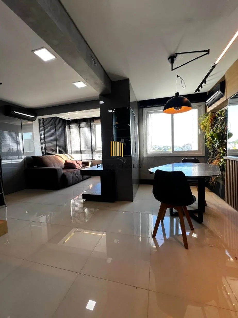 Apartamento 1 dormitório mobiliado com vaga e infra no Bairro Santana