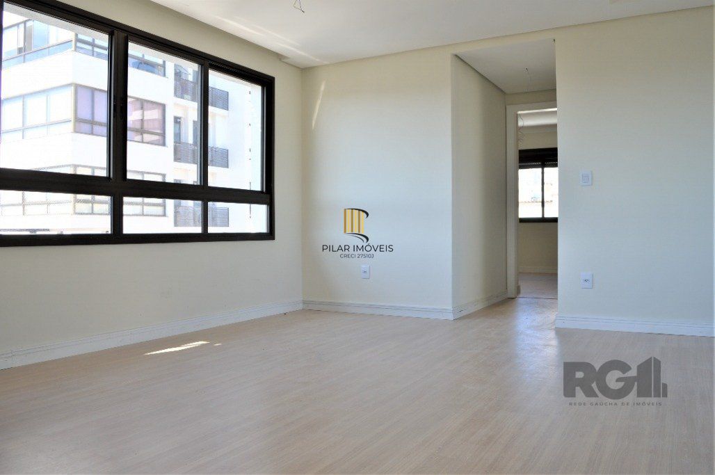 Lindo apartamento 2 dormitórios com 2 suítes, lavabo, vaga de garagem, amplo living 2 ambientes e cozinha com churrasqueira.