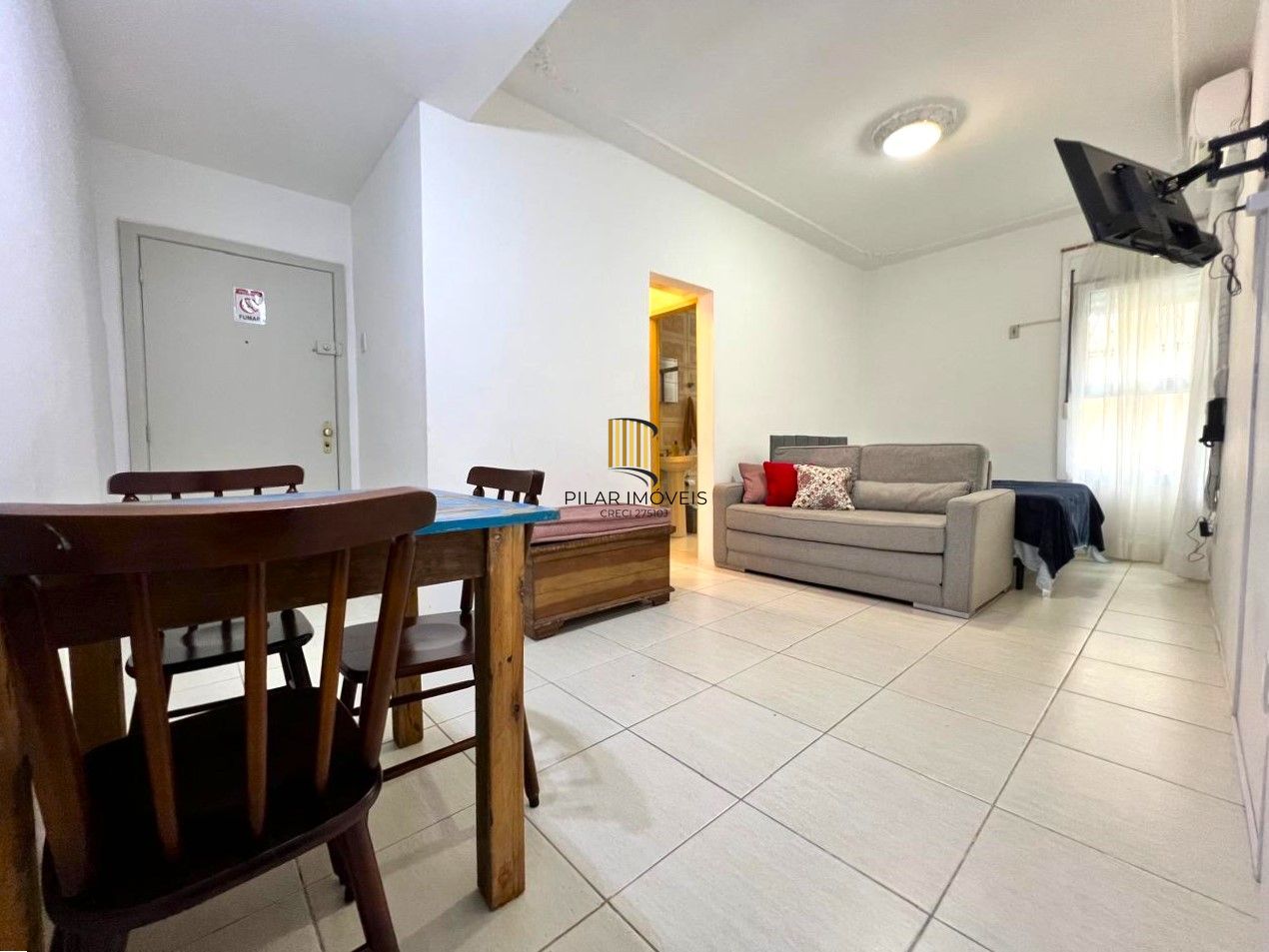 APARTAMENTO STÚDIO À VENDA - 1 QUARTO, MOBILIADO E SEM VAGA PRÓXIMO A UFRGS/UFCSPA