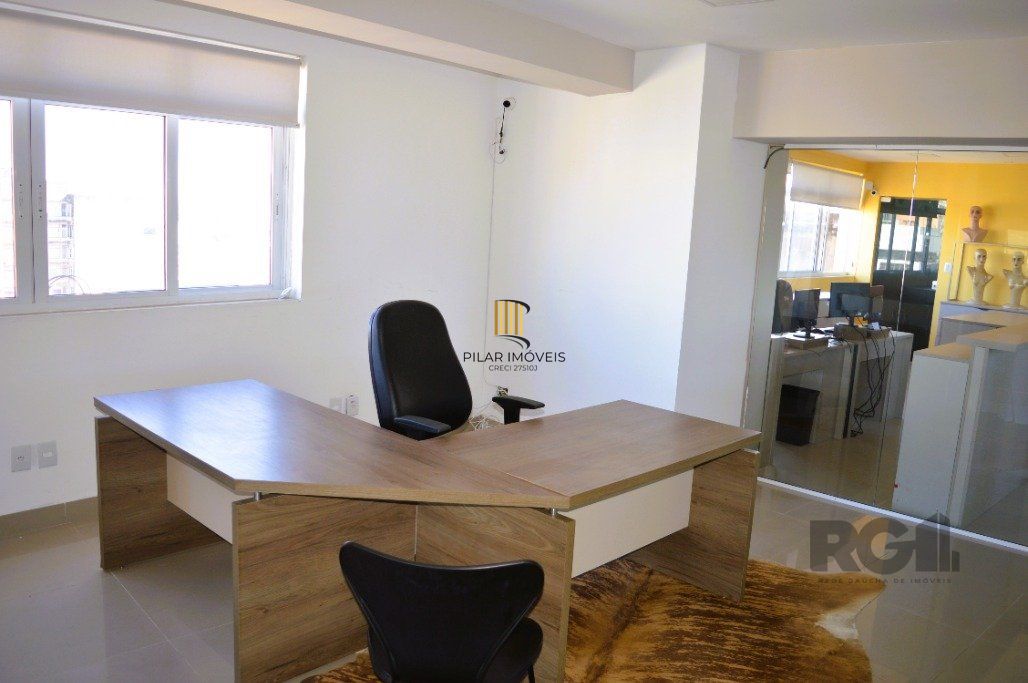 ANDAR INTEIRO NA GALERIA MALCOM 22º - SALA COMERCIAL LINDA E REFORMADA