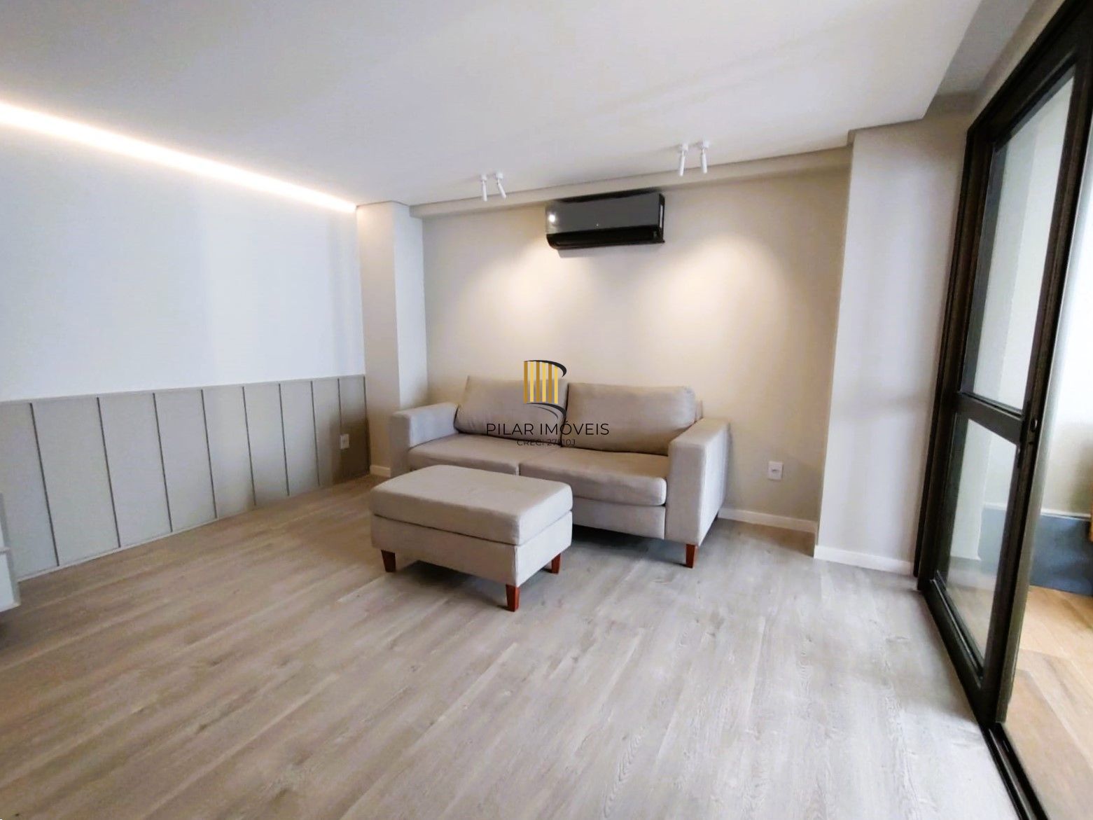 Lindo Duplex 2 dormitórios todo reformado na Dona Laura