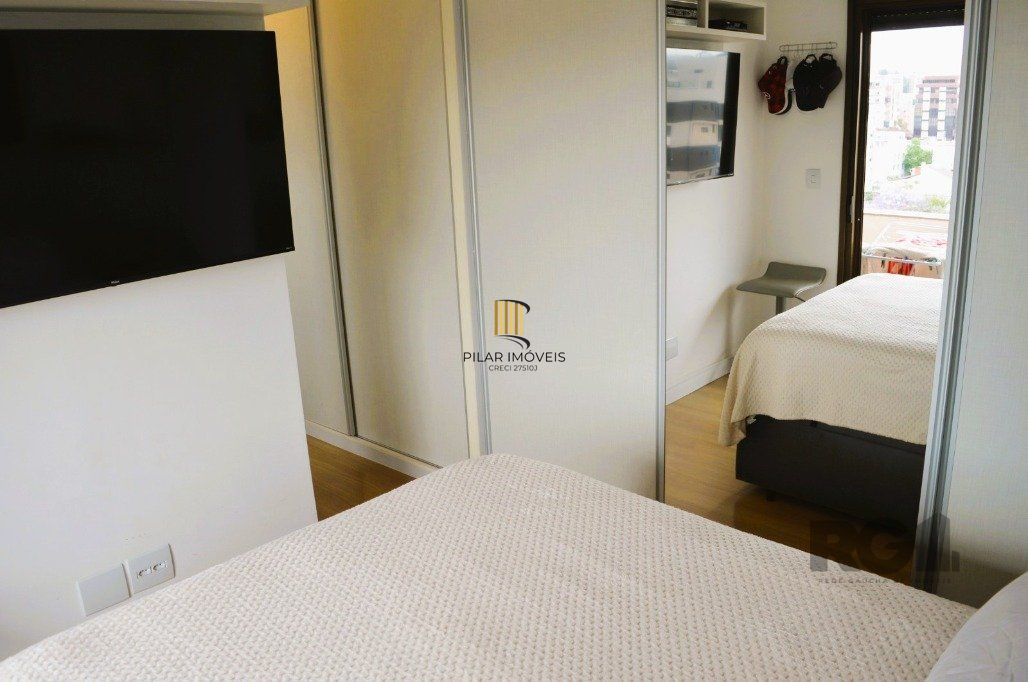 Excelente apartamento 2 dormitórios com  1 suíte e vista panorâmica para o Guaíba