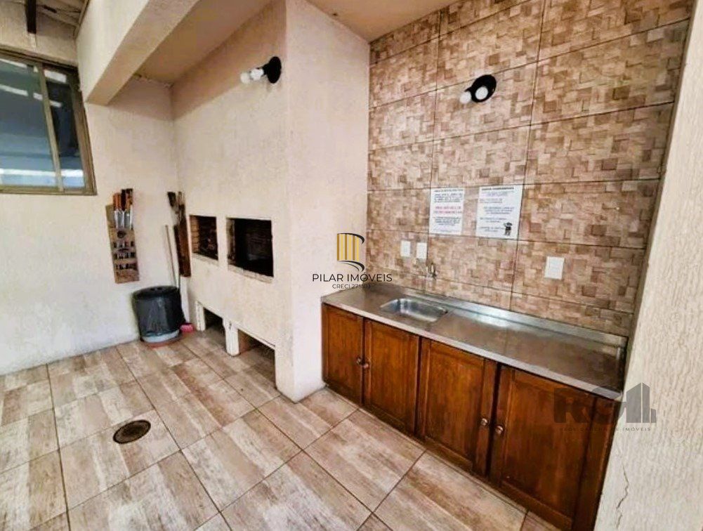 Encantador apartamento  de 1 dormitório, totalmente mobiliado por arquiteto, na Zona Norte de Porto Alegre.