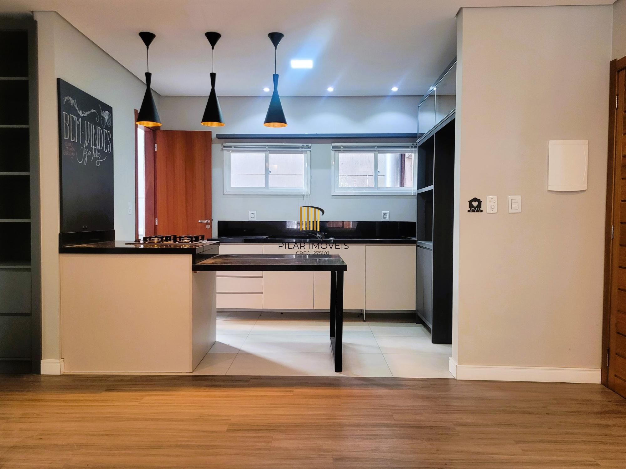 Lindo apartamento 2 dormitórios todo Reformado no Bairro Moinhos.