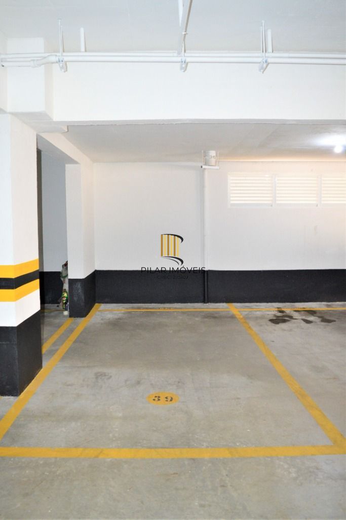 Lindo apartamento 2 dormitórios com 1 suíte, amplo garden e 2 vagas no Bairro Bom Fim.