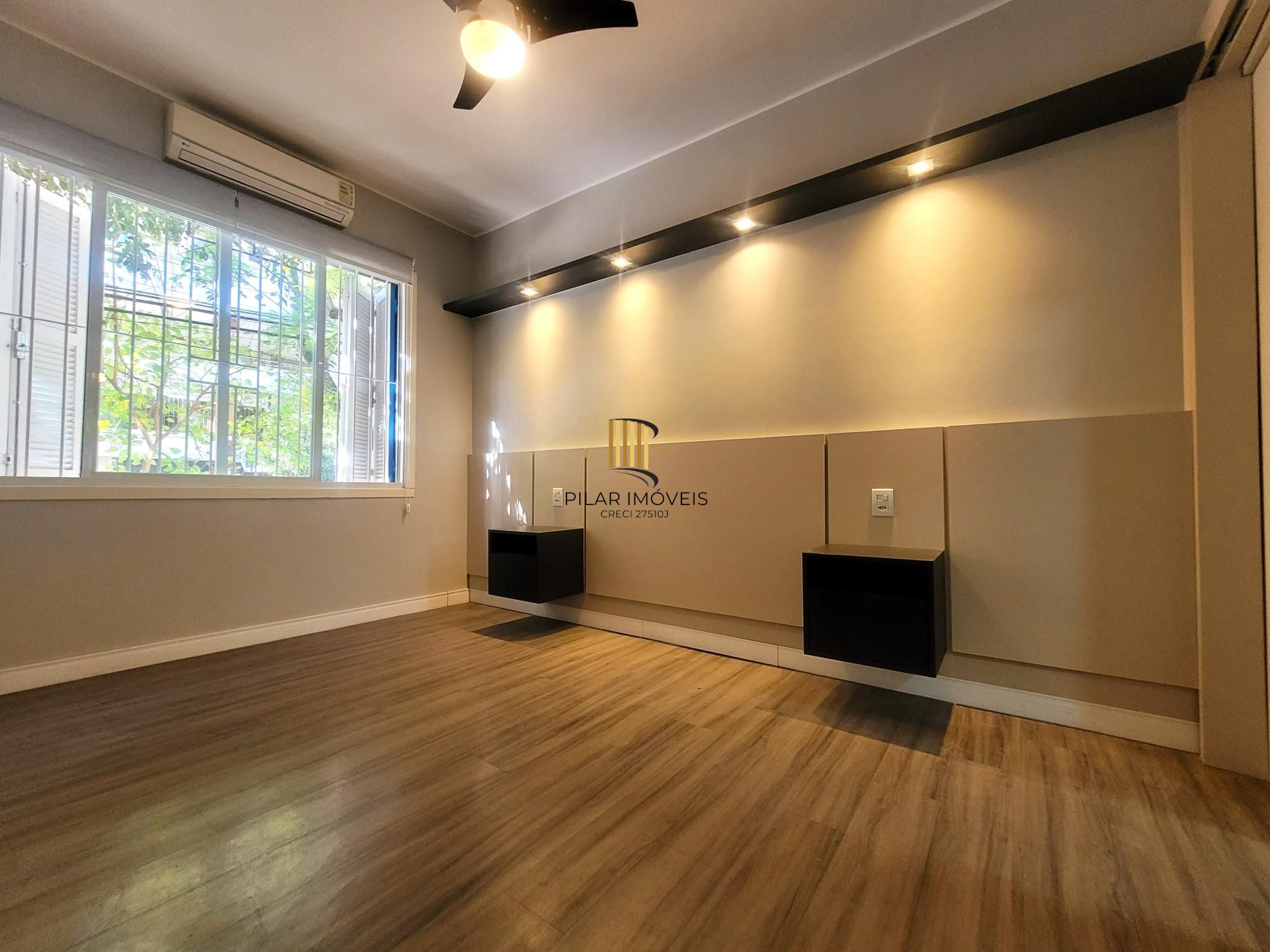 Lindo apartamento 2 dormitórios todo Reformado no Bairro Moinhos.
