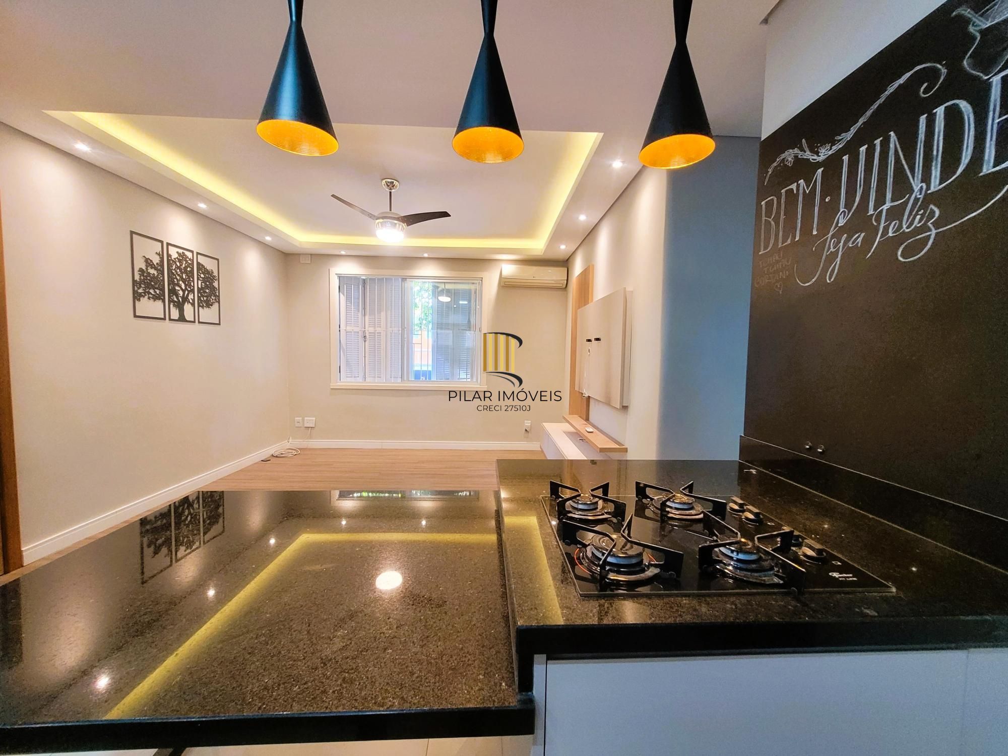Lindo apartamento 2 dormitórios todo Reformado no Bairro Moinhos.