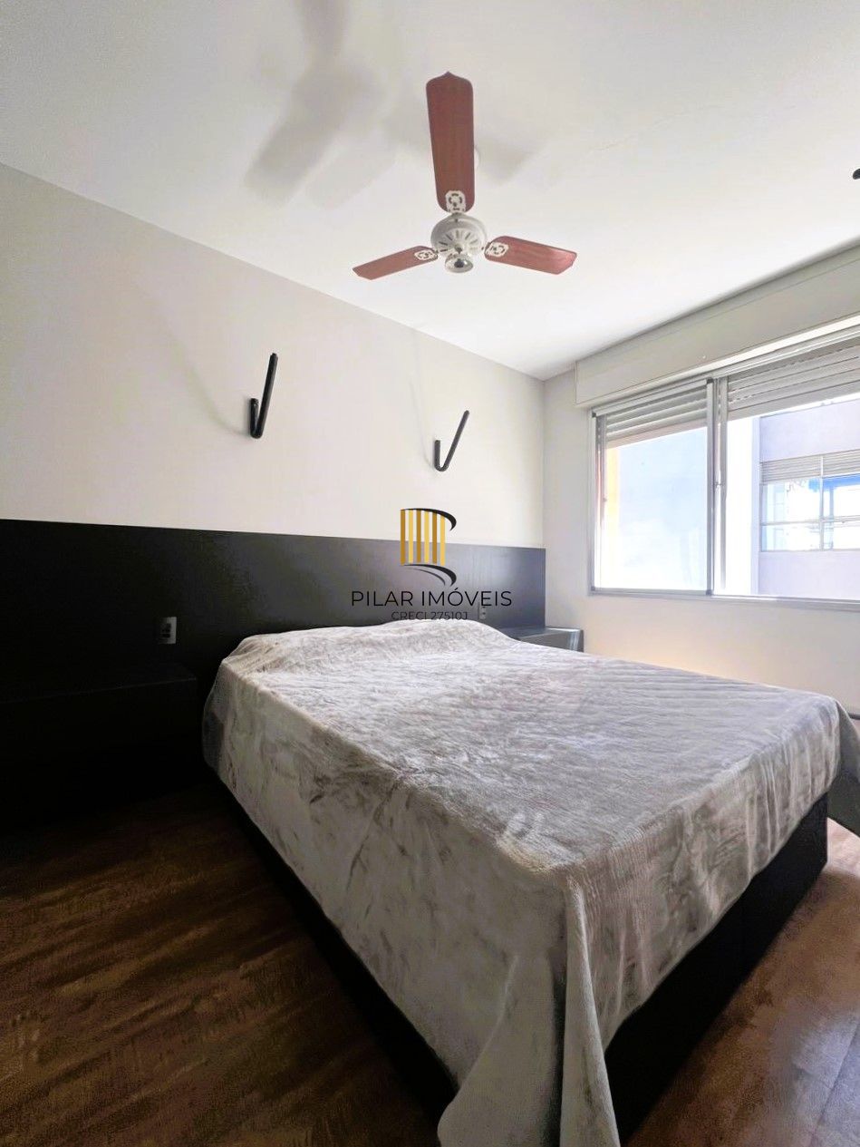 Cobertura 1 dormitório semi mobiliada com piscina e vaga no Bom Fim