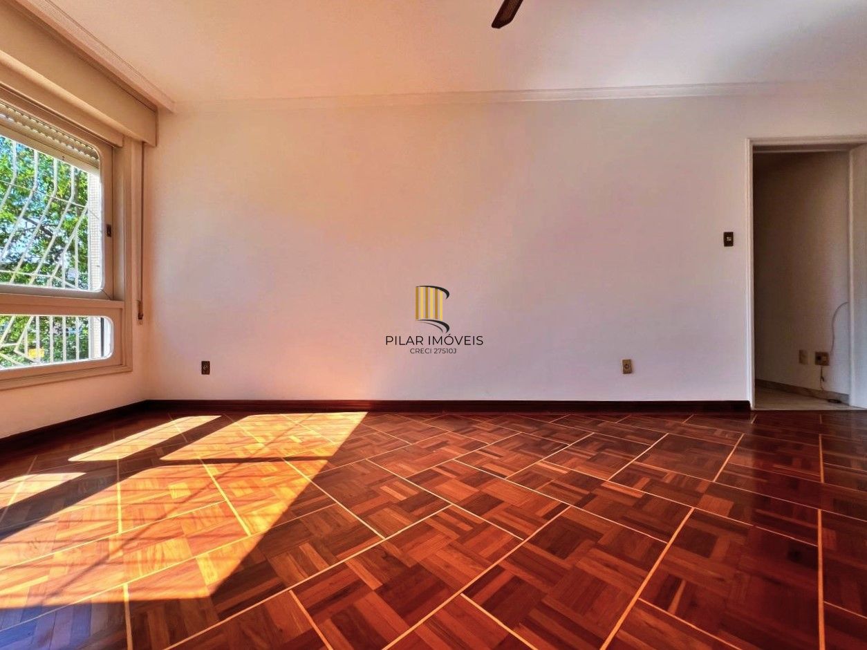 Apartamento 2 dormitórios no Menino Deus