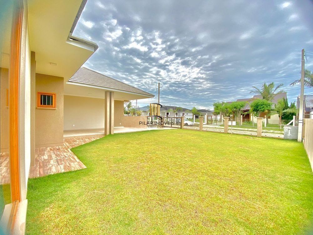 Excelente, espaçosa e aconchegante casa no Litoral de Arroio do Sal, no Bairro Balneário Vista Alegre.