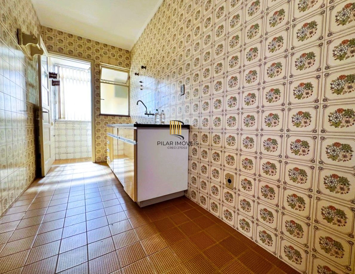 Apartamento 2 dormitórios no Menino Deus