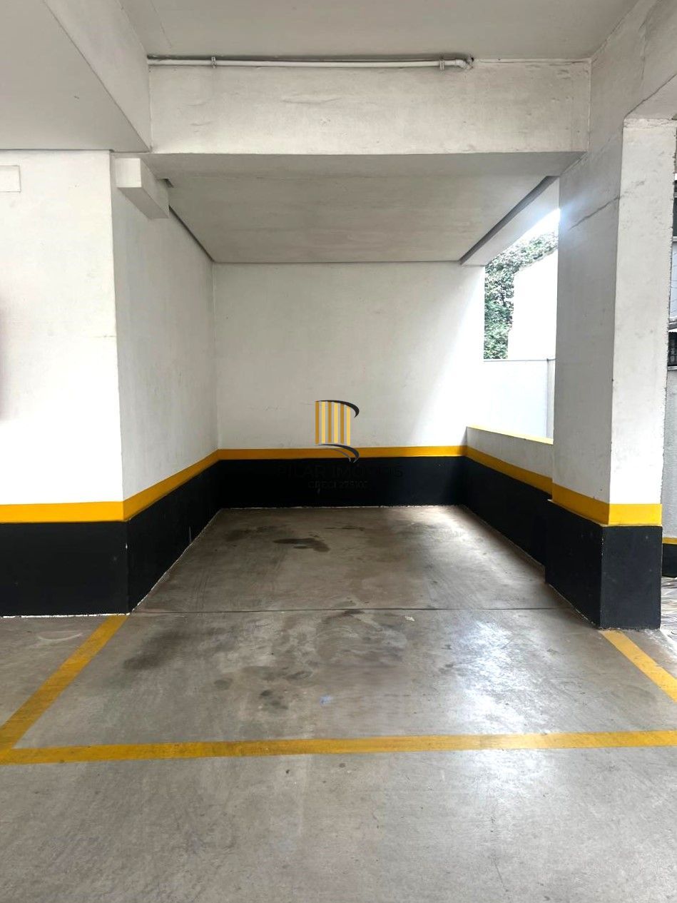 Excelente apartamento 2 dormitórios com duas vagas na Cidade Baixa