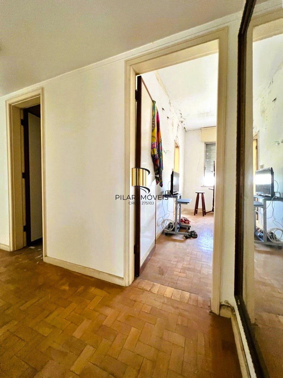 Excelente apartamento 3 dormitórios com vista para o Guaíba em frente a Santa Casa - Edif. Santa Tecla