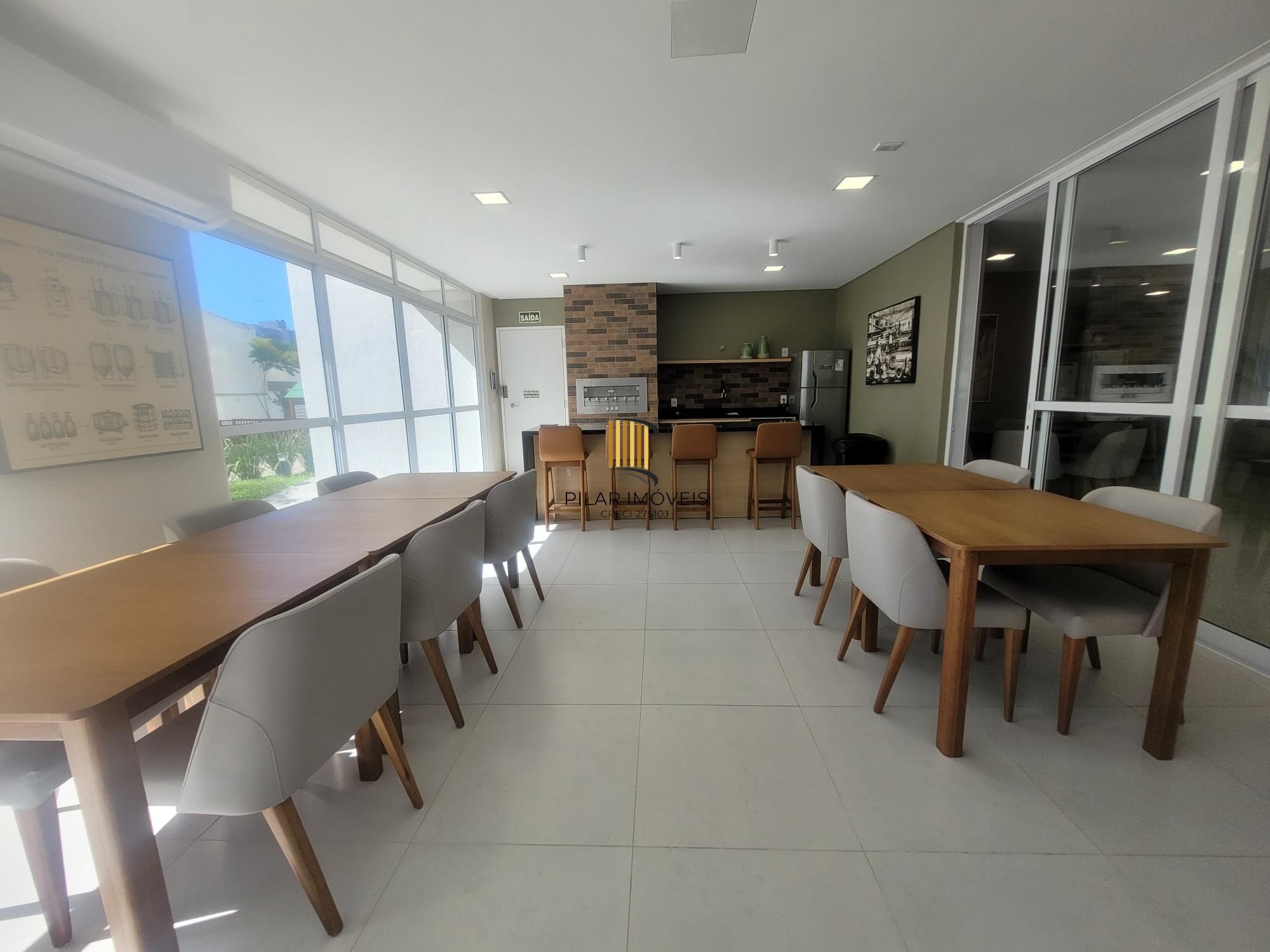 Excelente apartamento 3 dormitórios com 2 vagas próximo PUC-RS