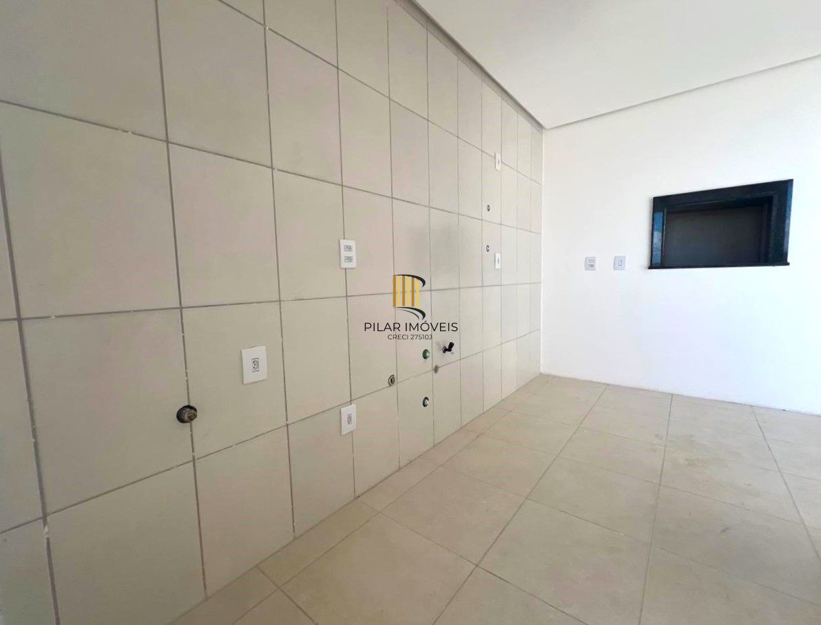 Excelente apartamento 3 dormitórios com duas vagas próximo PUCRS