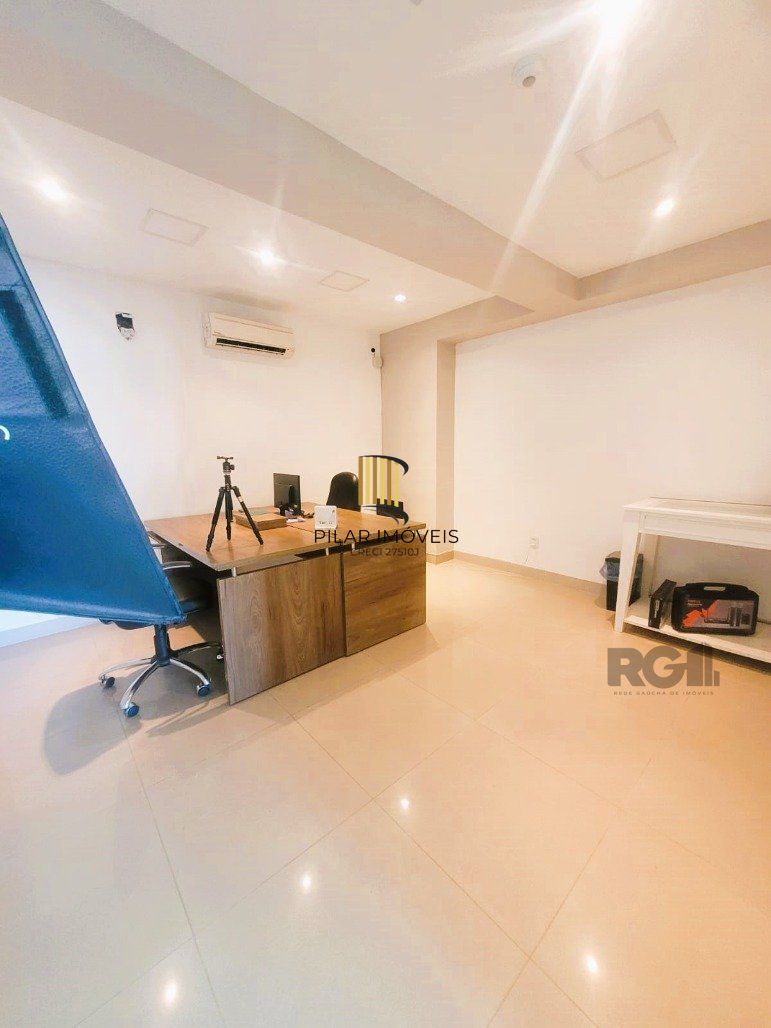 ANDAR INTEIRO NA GALERIA MALCOM 22º - SALA COMERCIAL LINDA E REFORMADA