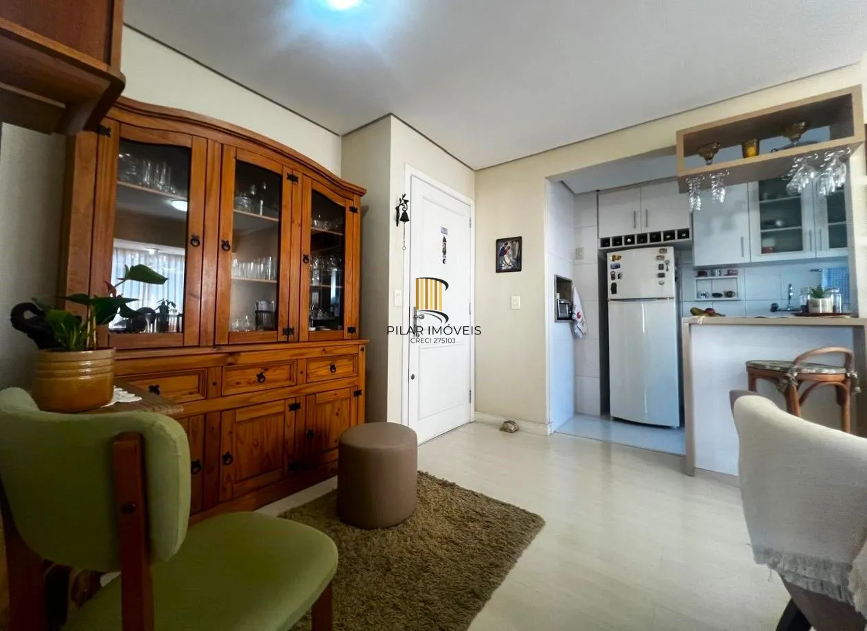 Apartamento 2 dormitórios com vaga na Cidade Baixa