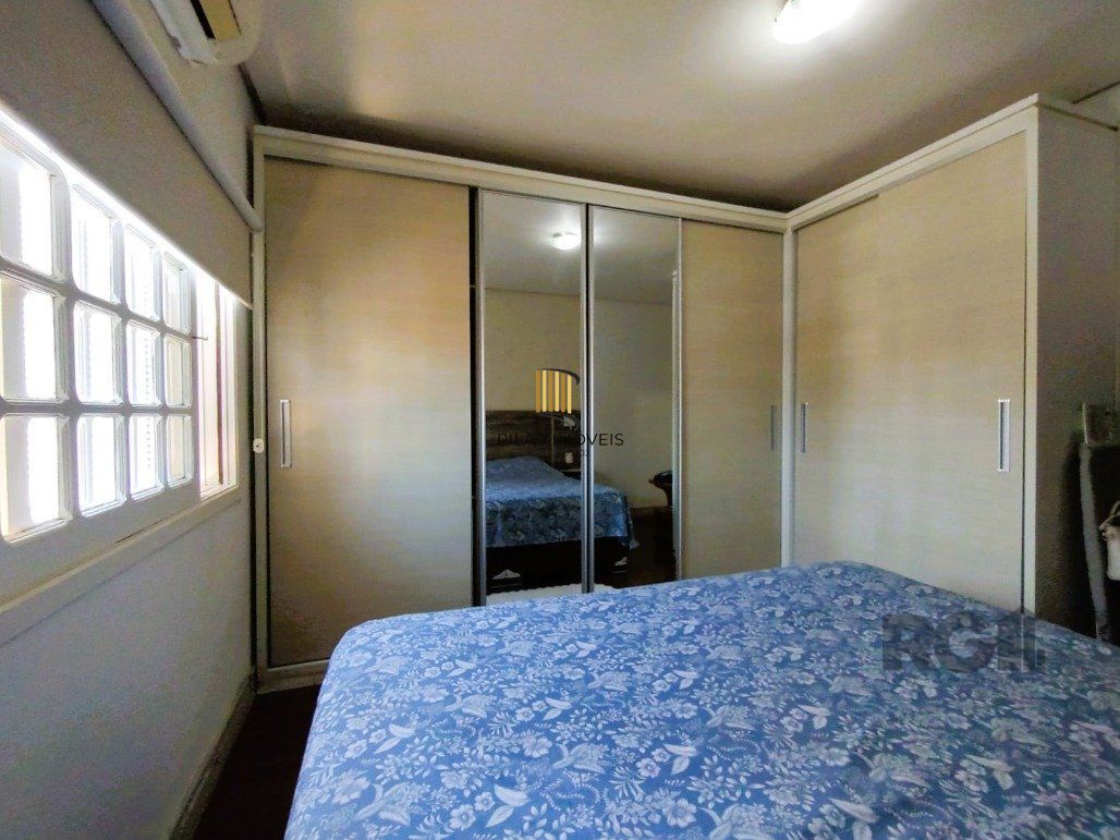 Casa 3 dormitórios no bairro Vila Cachoeirinha