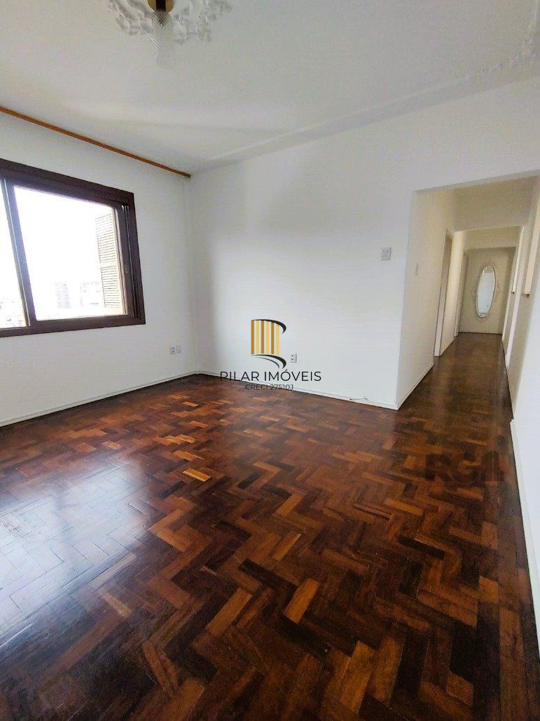 Apartamento 3 dormitórios no BOM FIM 