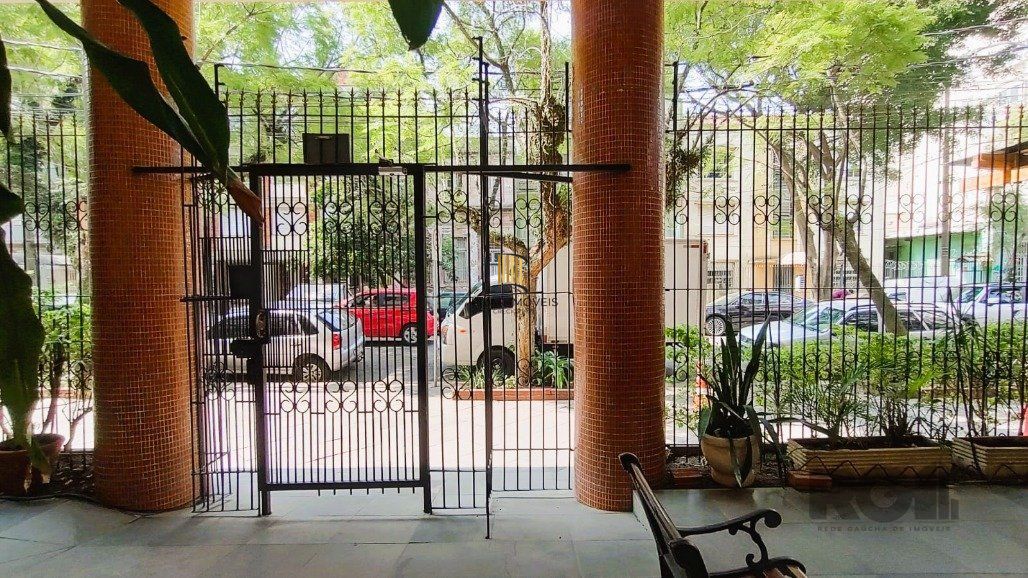 Apartamento 3 dormitórios no BOM FIM 