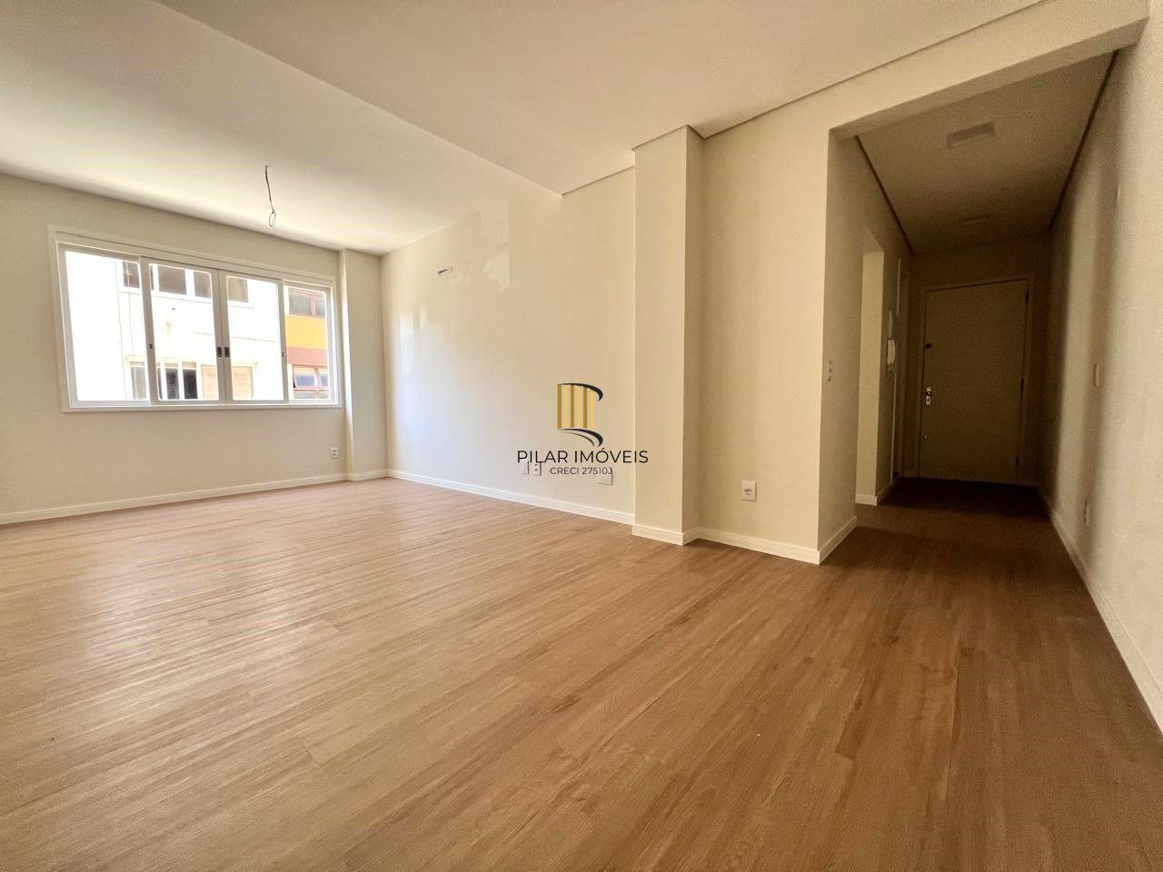 Excelente apartamento 2 dormitórios reformado no Bom Fim