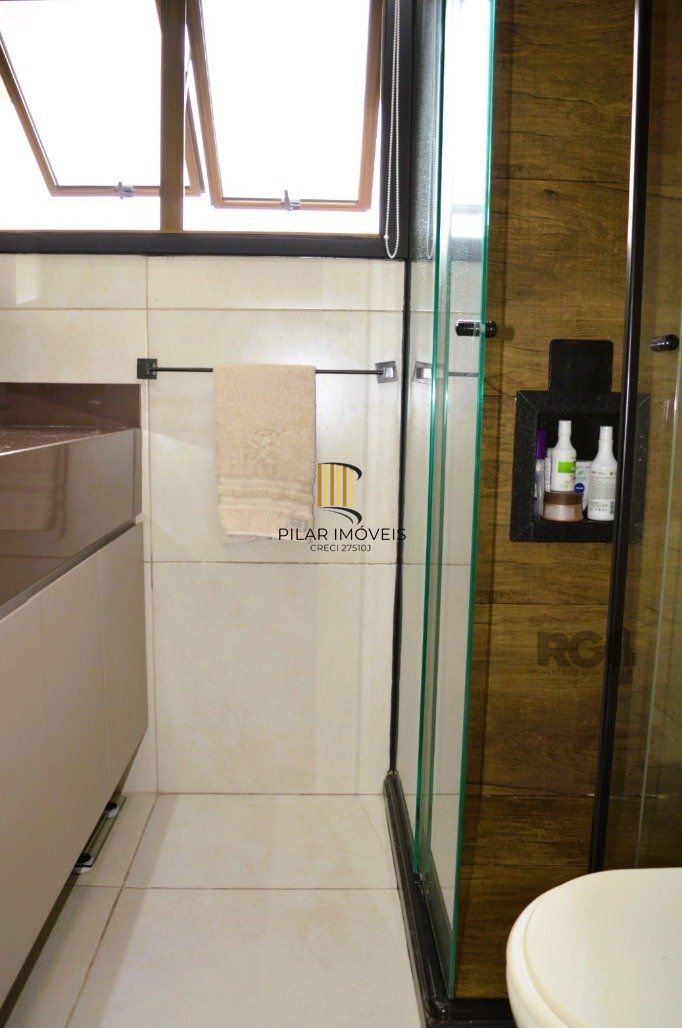 Excelente apartamento 2 dormitórios com  1 suíte e vista panorâmica para o Guaíba