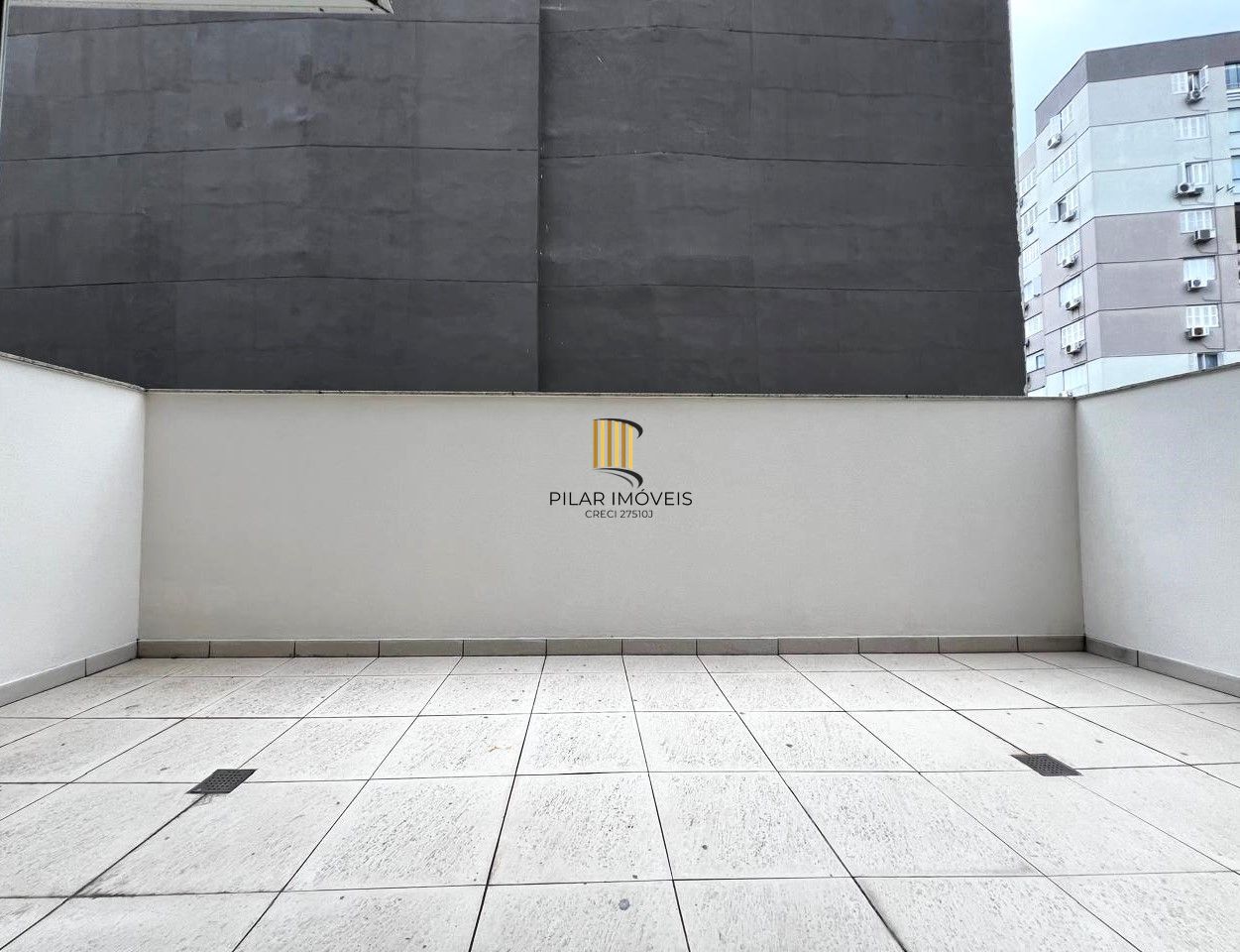 Apartamento GARDEN : 1 dormitório com suíte e excelente localização no Bom Fim