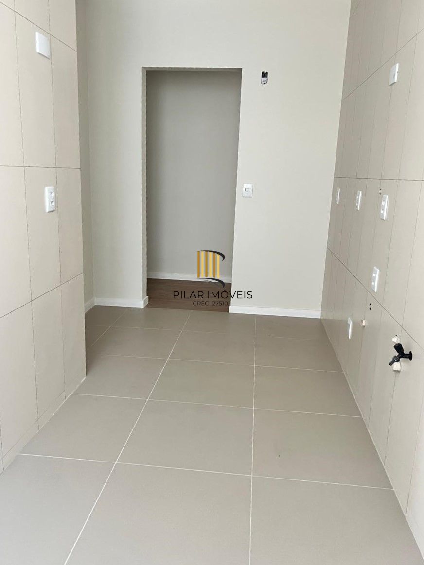 Excelente apartamento 2 dormitórios reformado no Bom Fim