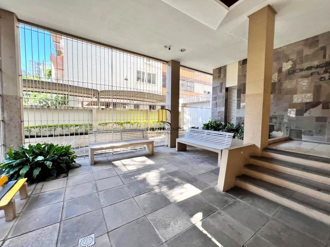 Excelente apartamento 2 dormitórios reformado no Bom Fim