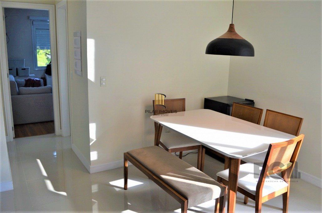 Excelente apartamento 2 dorm. sendo 1 suite, com terraço, churrasqueira, semimobiliado - 1 vaga dupla - Bairro Cidade Baixa