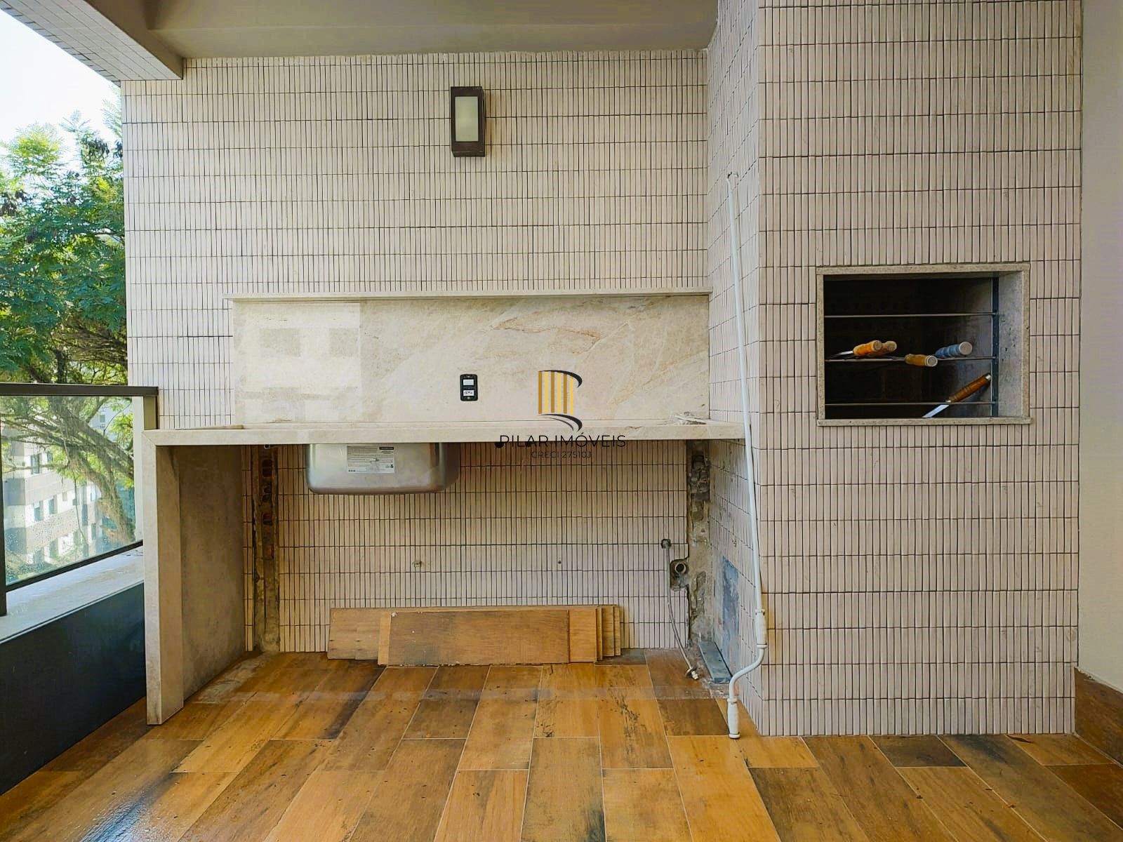 Lindo Duplex 2 dormitórios todo reformado na Dona Laura