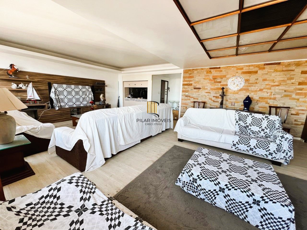 Excelente apartamento 3 dormitórios com vista para o Guaíba em frente a Santa Casa - Edif. Santa Tecla