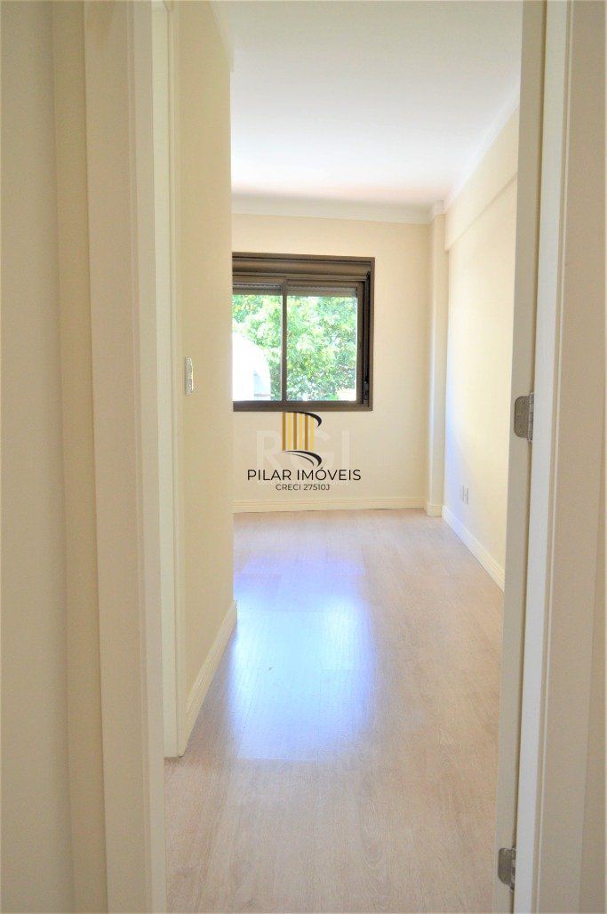 Excelente apartamento 2 dormitórios com  duas suítes,lavabo e vaga coberta próximo Av: Goethe