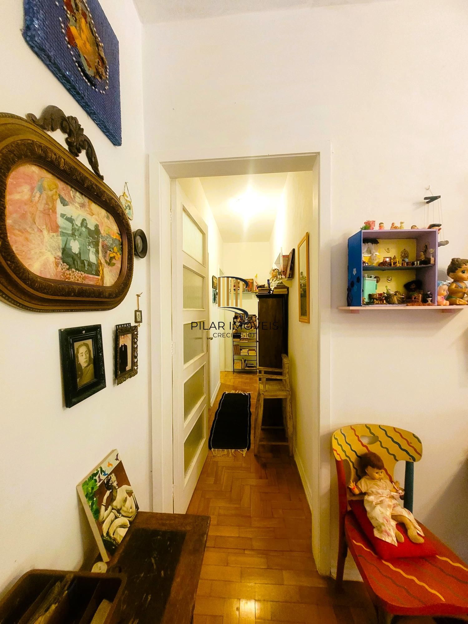 ÓTIMO APARTAMENTO 2 DORMITÓRIOS A 50m DA UFRGS E UFCSPA.
