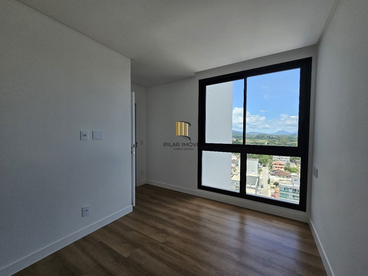 APARTAMENTO DE LUXO NO BLUE WAVES RESIDENCES EM PIÇARRA- SC COM VISTA PARA O MAR - ALTO PADRÃO