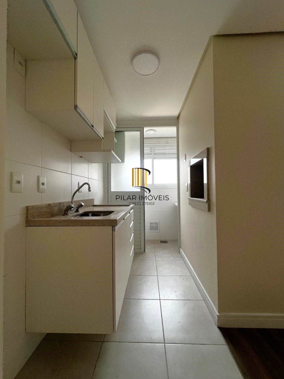 1 Dormitório c/garden, suíte, lavabo, churrasqueira e 1 Box, próximo ao Fórum.