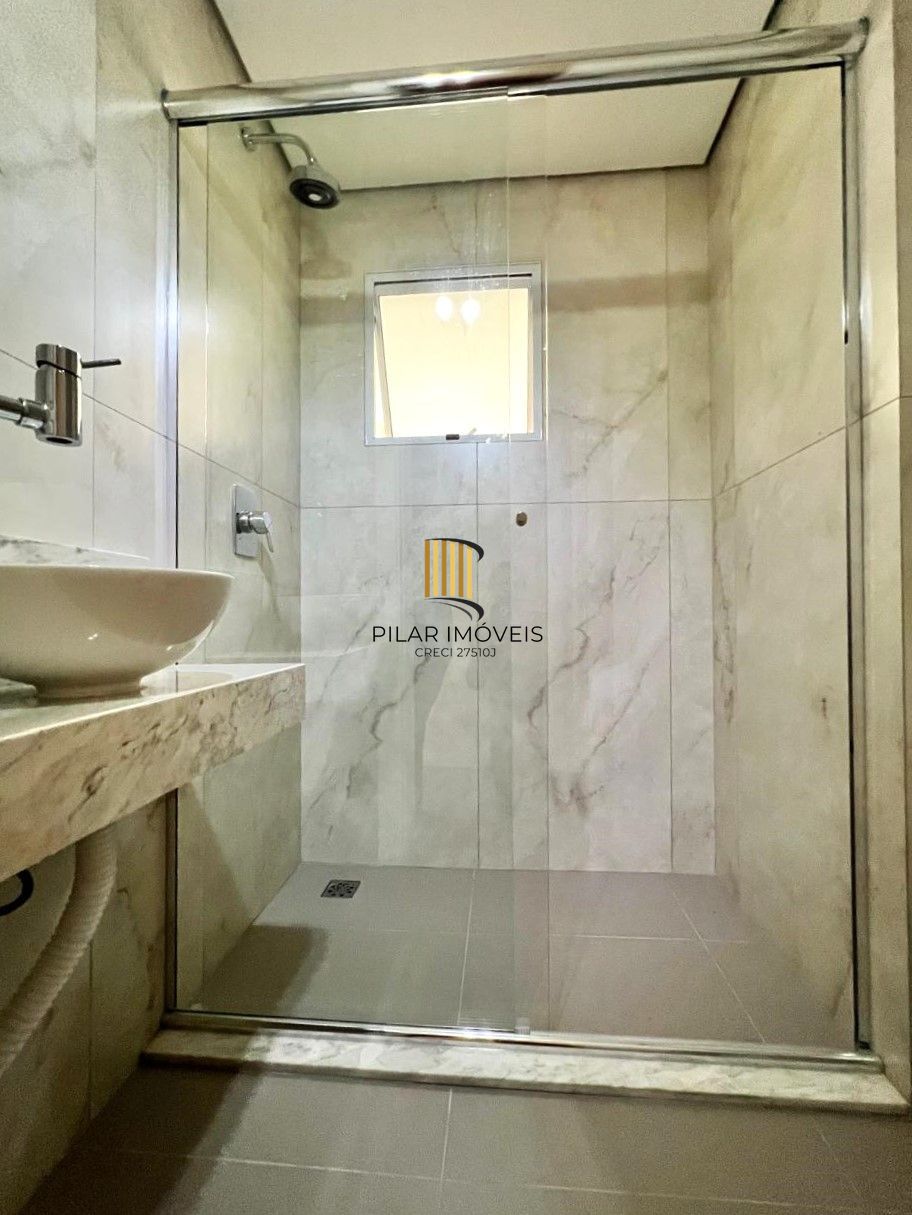 Excelente apartamento 2 dormitórios reformado no Bom Fim