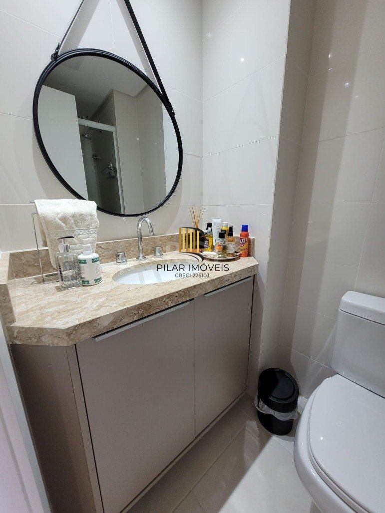 Excelente apartamento 2 dormitórios com box duplo próximo ao Zaffari Cabral