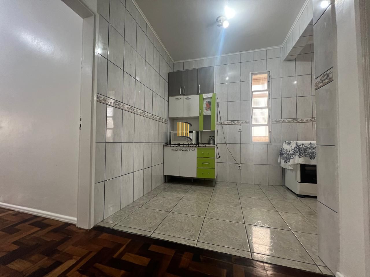 EXCELENTE E AMPLO APARTAMENTO 3 DORMITÓRIOS NO CENTRO - MUITA LUZ E O MELHOR DA VIDA URBANA!