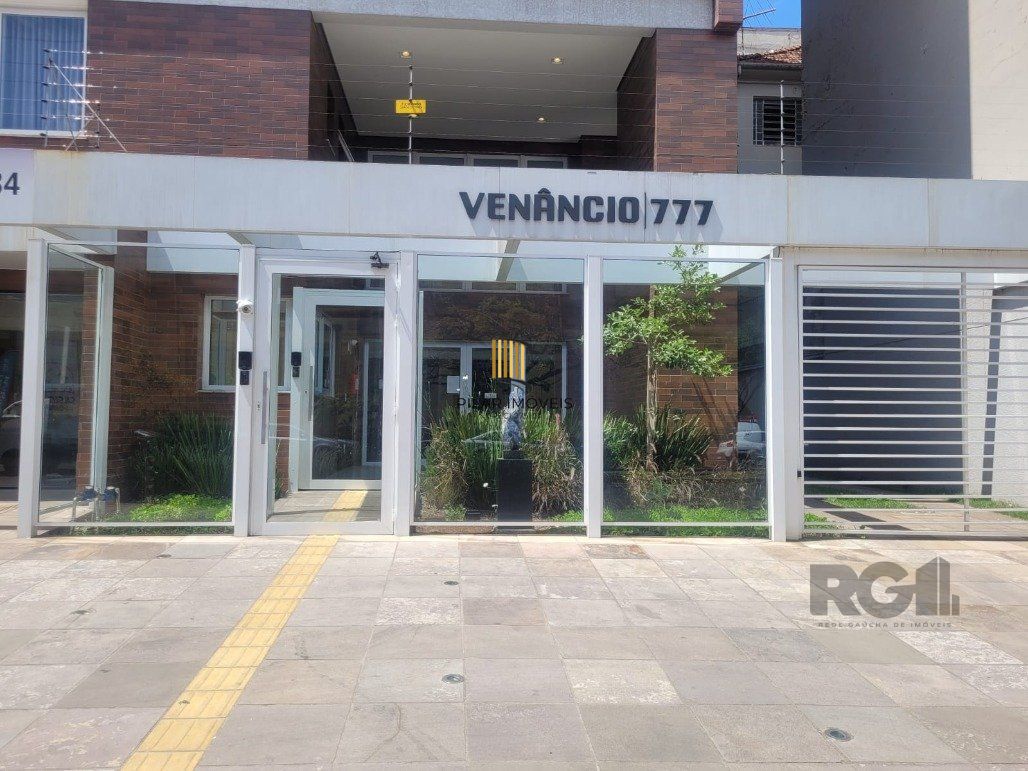 Apartamento 2 dormitórios no bairro Santana