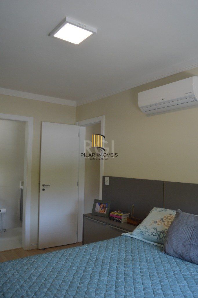 Excelente apartamento 2 dormitórios com box duplo próximo ao Zaffari Cabral