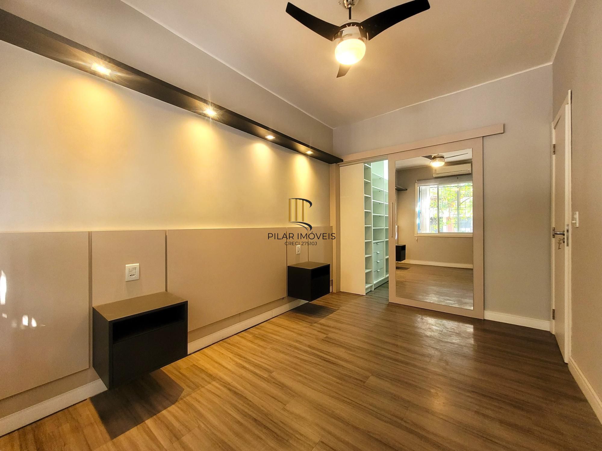Lindo apartamento 2 dormitórios todo Reformado no Bairro Moinhos.