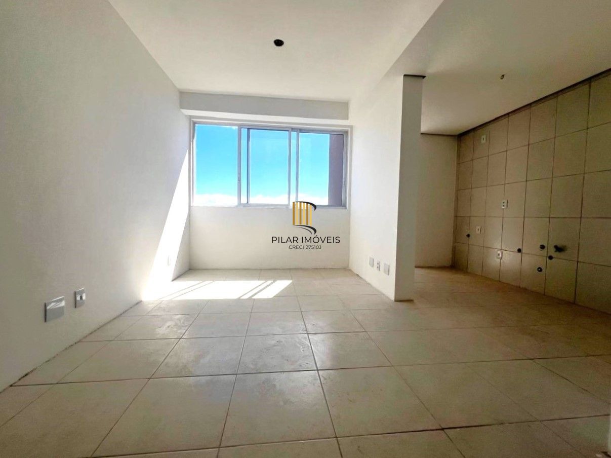 Excelente apartamento 3 dormitórios com duas vagas próximo PUCRS