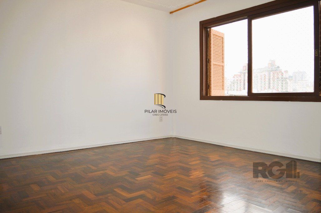 Apartamento 3 dormitórios no BOM FIM 